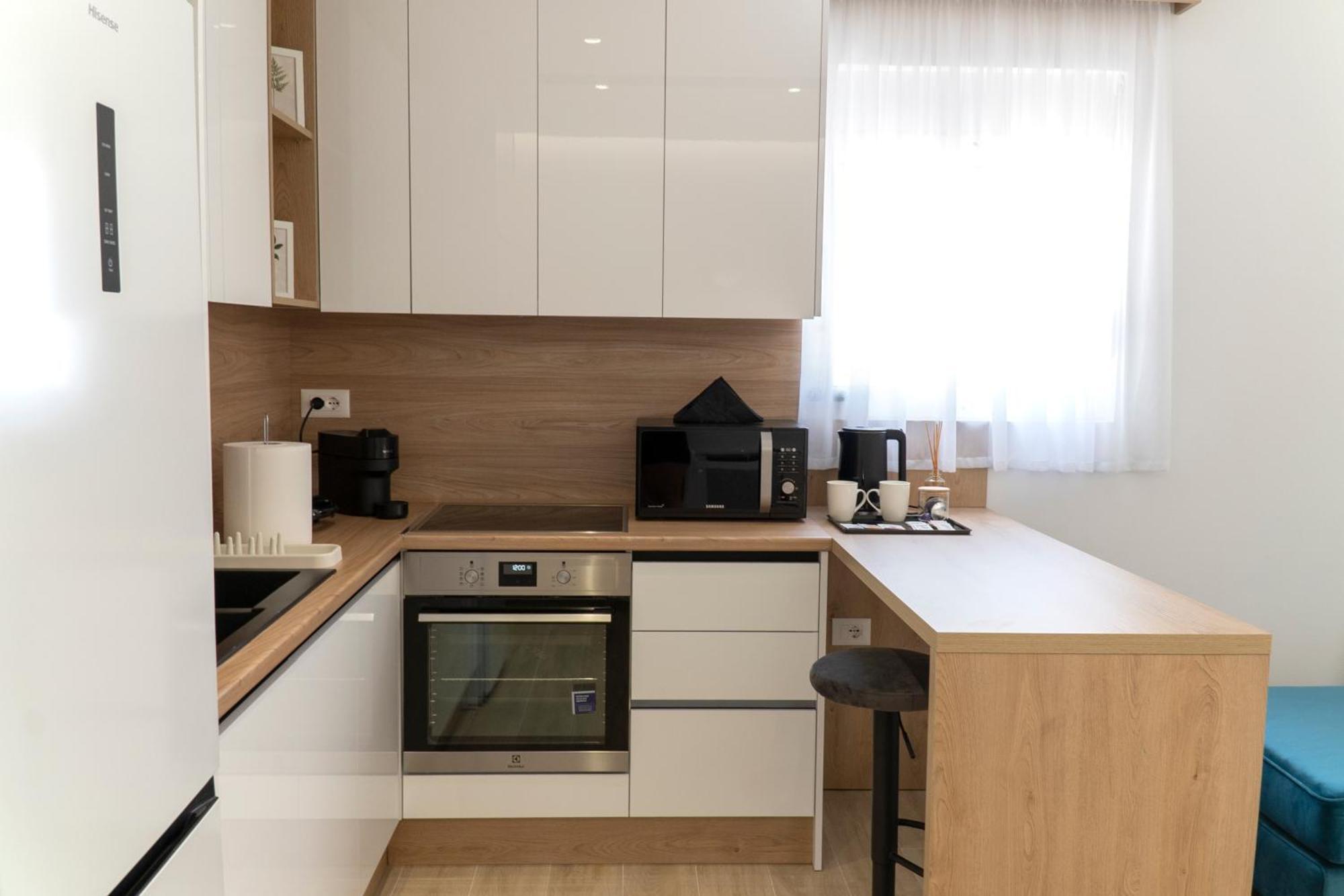 Mateo Apartments Sarandë Buitenkant foto