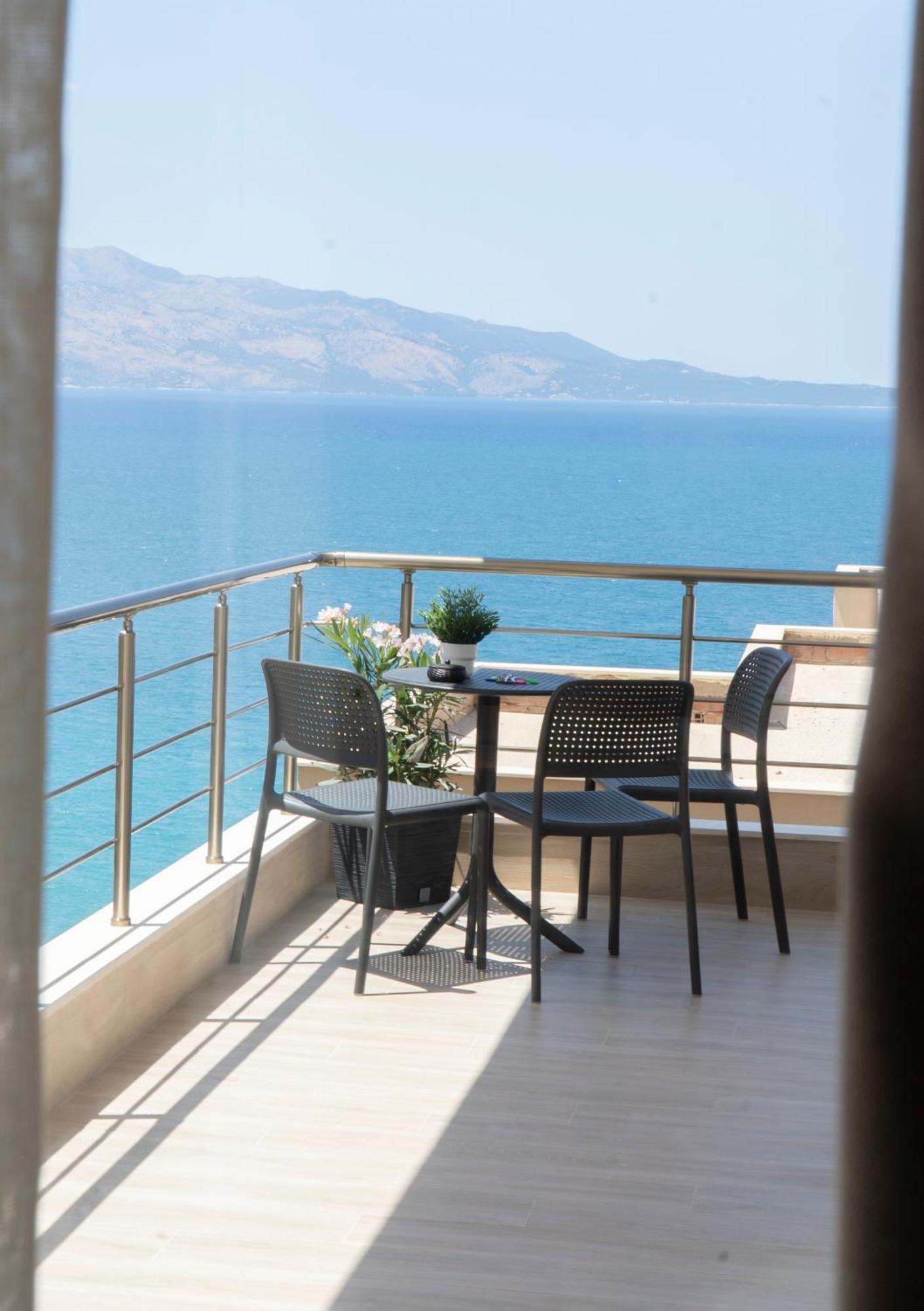 Mateo Apartments Sarandë Buitenkant foto